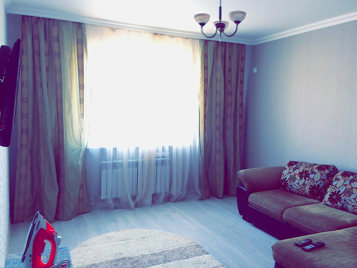 Vesna Apartments In The Center 아스타나 외부 사진